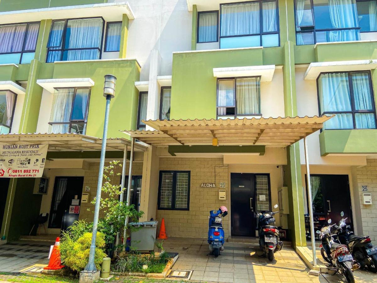 Aloha Guest House - 1 Male Only Tangerang Eksteriør bilde
